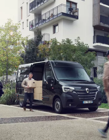 Renault Trucks Master Red Edition